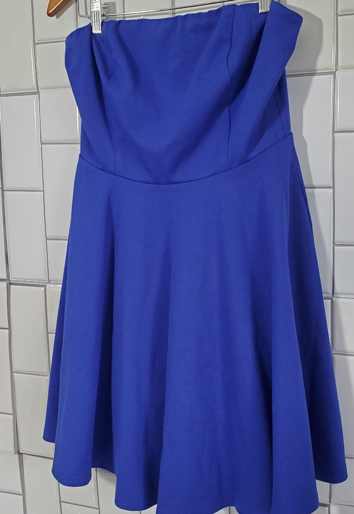 LULUS  Strapless Mini Dress A-line  Medium Weight  - Picture 4 of 6